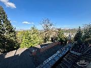 Pronjem 1+kk, 40 m?  Luxusn dm se zahradou, baznem a vhledem, Praha  Barrandov
