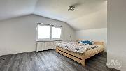 Rodinn� d�m, 210 m? na pozemku 577 m?, baz�n, Jilov� u Prahy