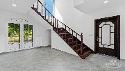 Rodinn dm 6+kk, na pozemku 1.044 m2, obec Mchenice, Praha zpad.