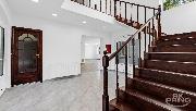 Rodinn dm 6+kk, na pozemku 1.044 m2, obec Mchenice, Praha zpad.