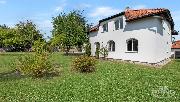 Rodinn dm 6+kk, na pozemku 1.044 m2, obec Mchenice, Praha zpad.