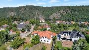 Rodinn dm 6+kk, na pozemku 1.044 m2, obec Mchenice, Praha zpad.
