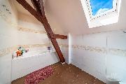 Rodinn� d�m dispozice 6+1, na pozemku 344 m2, v obci Knov�z, Slan�, okr. Kladno