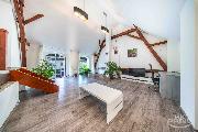 Rodinn� d�m dispozice 6+1, na pozemku 344 m2, v obci Knov�z, Slan�, okr. Kladno