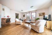 Rodinn� d�m o dispozice 5+kk, na pozemku 1.026 v ulici Ke Skalk�m, Z�b�hlice, Praha.