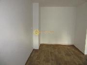 Pron�jem bytu 1+1 po kompletn� rekonstrukci, parkovac� m�sto v cen�, centrum