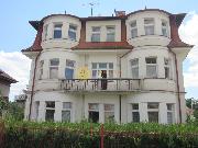 Pron�jem bytu 2+1 s balkonem, klidn� ��st HK