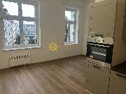 Pron�jem bytu 3+1 po rekonstrukci, 102 m2, centrum HK