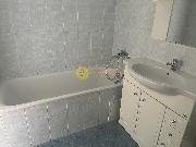 Pron�jem bytu 3+kk v centru HK, gar�