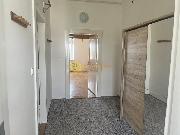 Pron�jem bytu 3+kk v centru HK, gar�