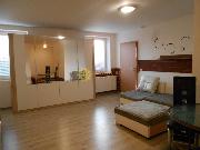 Pronjem cihlovho bytu 1+KK / 42m2/  v Hradci Krlov