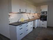 Pron�jem kr�sn�ho bytu 2+1 /53m2/ po rekonstrukci v centru Hradce Kr�lov�