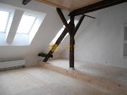 Pronjem pknho bytu 1+1 /50m2/ s balknem v centru Hradce Krlov