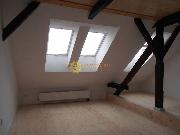 Pronjem pknho bytu 1+1 /50m2/ s balknem v centru Hradce Krlov