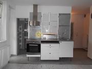 Pron�jem p�kn�ho bytu 1+1 /50m2/ s balk�nem v centru Hradce Kr�lov�