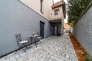 Prodej rodinnho domu 6+1 s oddlenm bytem 2+kk, terasou a gar na Praze 9 - Dolnch Poernicch.