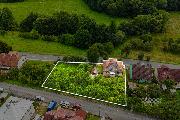 Prodej stavebn�ho pozemku s rodinn�m domem k rekonstrukci � Sehradice, okres Zl�n.