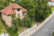 Prodej stavebn�ho pozemku s rodinn�m domem k rekonstrukci � Sehradice, okres Zl�n.