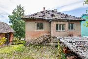 Prodej stavebn�ho pozemku s rodinn�m domem k rekonstrukci � Sehradice, okres Zl�n.