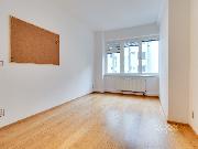 Pron�jem bytu 3+1 + hala + �atna + 2x koupelna (celkem 97 m²) na V�clavsk�m n�m�st�