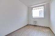 Pron�jem bytu 4+kk/L/komora, 65 m² + lod�ie 7 m², Praha 4 � Kr�, Hor��kova ulice.