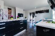 Pronjem luxusnho bytu 2+kk s terasou (83,8 m²), Vojkovice, okres Mlnk