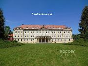 Pron�jem p�kn�ho bytu 2+kk 33 m2 + lod�ie 3 m2 v centru Neveklova, okres Bene�ov.