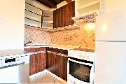 Pron�jem p�kn�ho bytu 2+kk 33 m2 + lod�ie 3 m2 v centru Neveklova, okres Bene�ov.