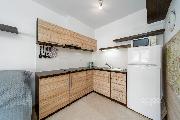 Z ob�v�ku p��mo na sjezdovku! Stylov� apartm�n 1+kk s balkonem a parkov�n�m � Prkenn� D�l