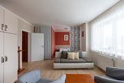 Pronjem zazen apartmn, Star Jin