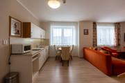 Pronjem zazen apartmn, Star Jin