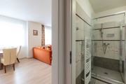 Pronjem zazen apartmn, Star Jin