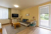 Pronjem zazen apartmn, Star Jin