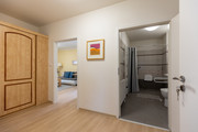 Pronjem zazen apartmn, Star Jin