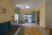 Pronjem zazen apartmn, Star Jin