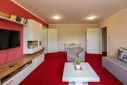 Pronjem zazen apartmn, Star Jin