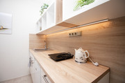 Pronjem zazen apartmn, Star Jin