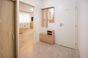 Pronjem zazen apartmn, Star Jin