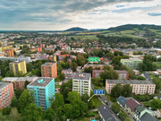 Pron�jem byt 3+1, Nov� Ji��n, Nerudova
