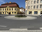 Hled�te ide�ln� m�sto pro sv� podnik�n�? Vyu�ijte prostor v centru Nov�ho Ji��na!