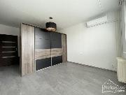 Pron�jem bytu 2+1 na ulici B. Martin� v Lan�kroun�.